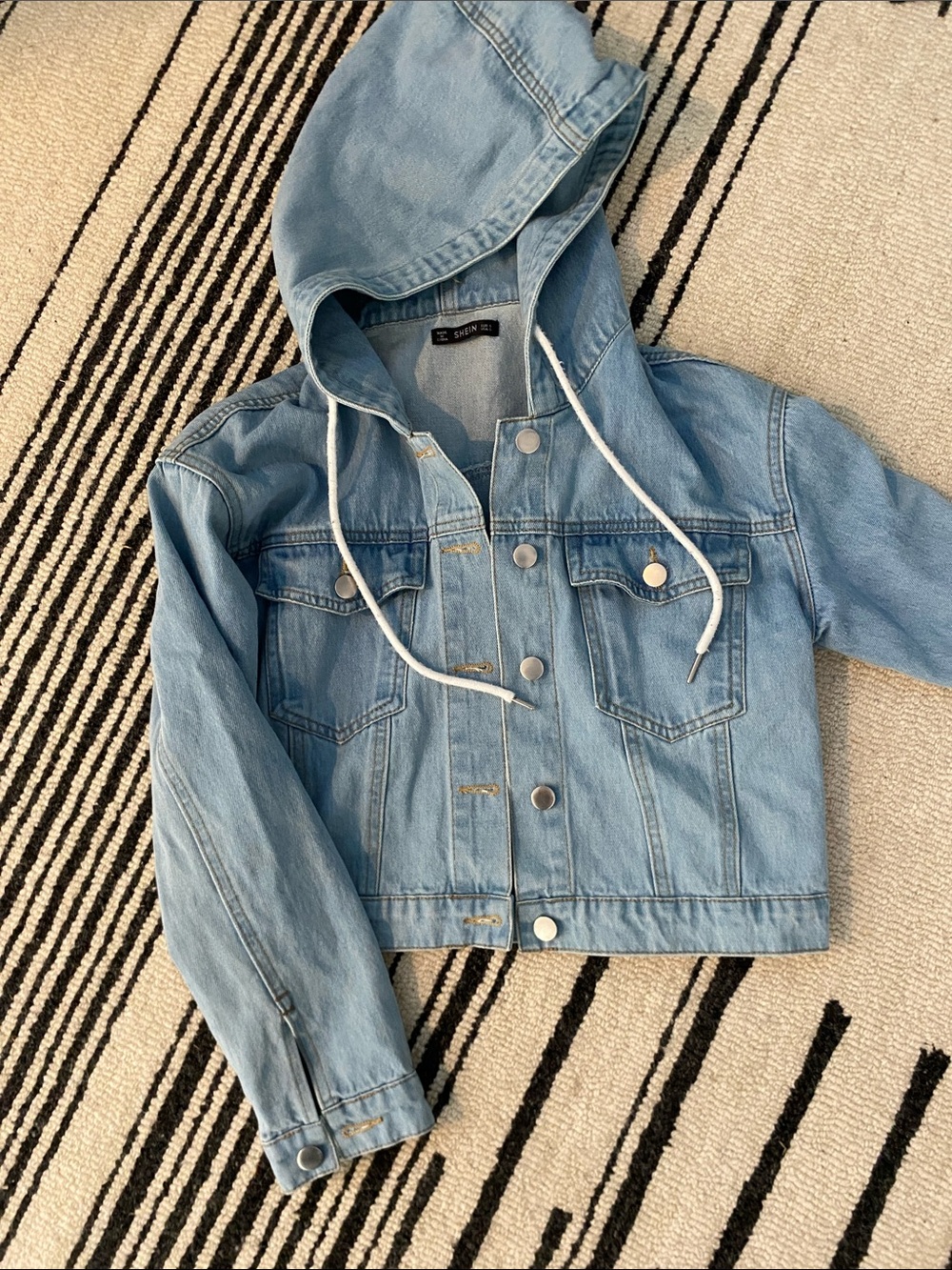SHEIN Light Blue Denim Cropped Hooded Jacket